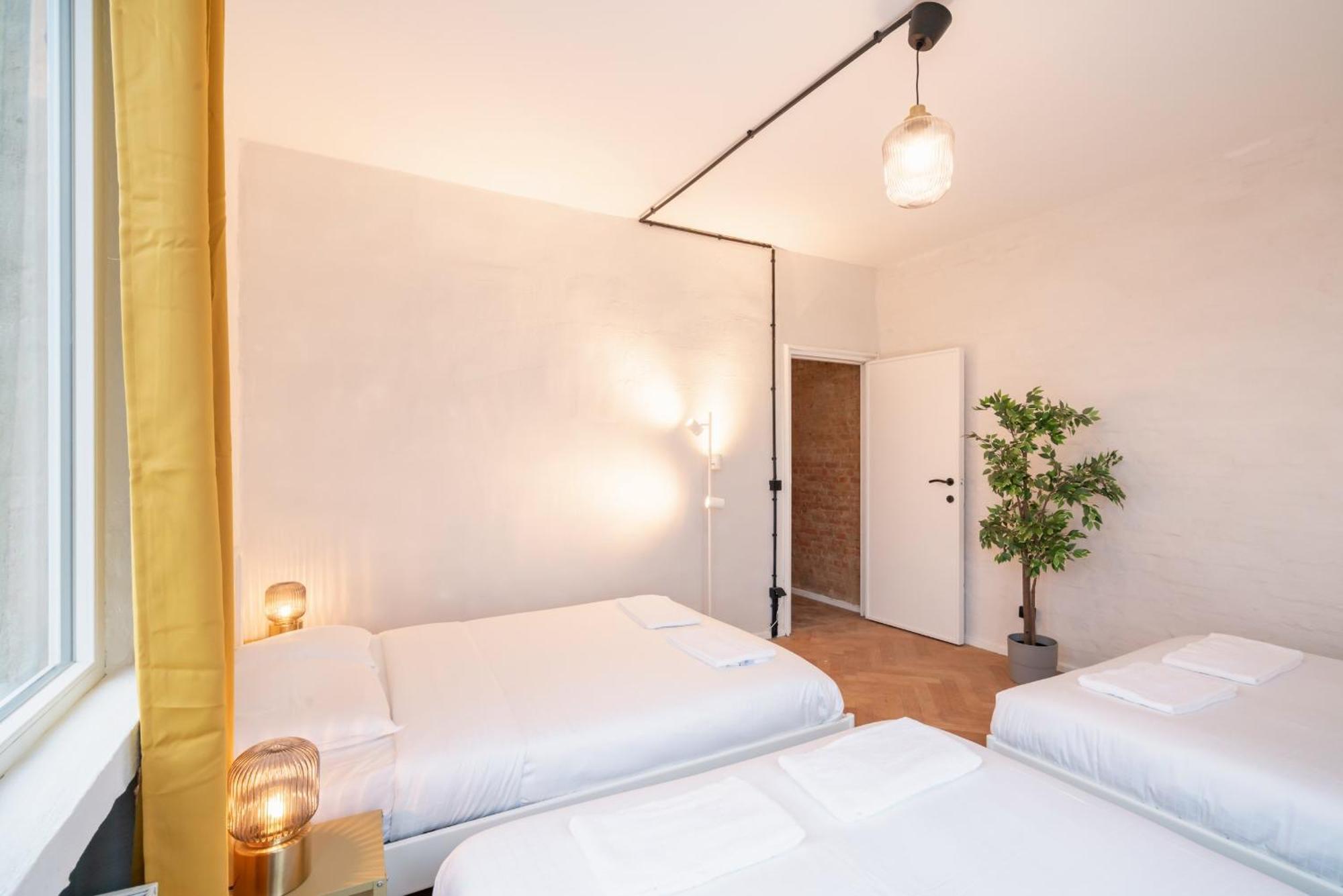 Charming And Spacious Apartments In The Heart Of Anversa Esterno foto
